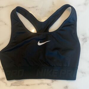 Nike Pro Dri-Fit Sports Bra with Keyhole Back, Size S